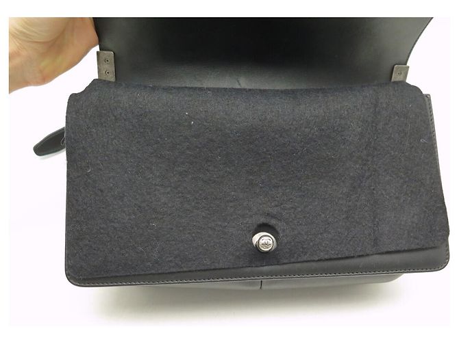 BORSA CHANEL BOY MEDIUM A67086 IN PELLE MATELASSÉ CON TRACCOLLA Nero - vista 16