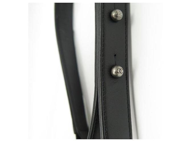 BORSA CHANEL BOY MEDIUM A67086 IN PELLE MATELASSÉ CON TRACCOLLA Nero - vista 7
