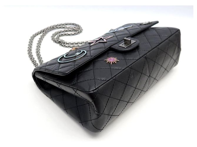NUOVA BORSA CHANEL GRANDE 2.55 SPACE CHARMS PELLE MATELASSÉ TRACULLA Nero - vista 6