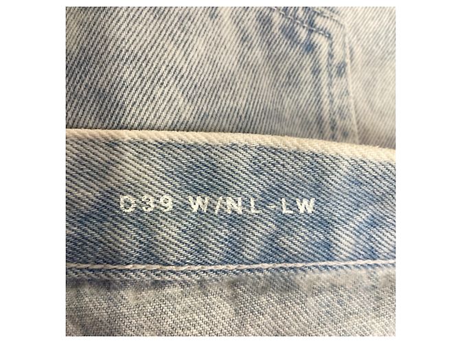 Jeans Cropped Saint Laurent en Denim Azul Claro - vista 4