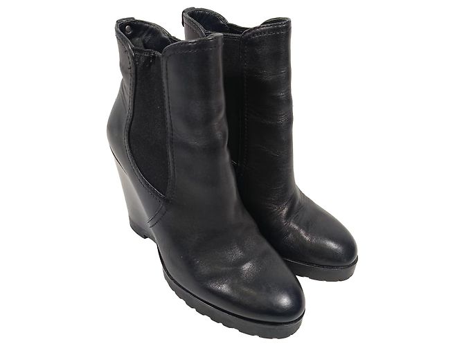 Stivaletti Chelsea con zeppa Thea di Michael Kors in pelle nera Nero - vista 5