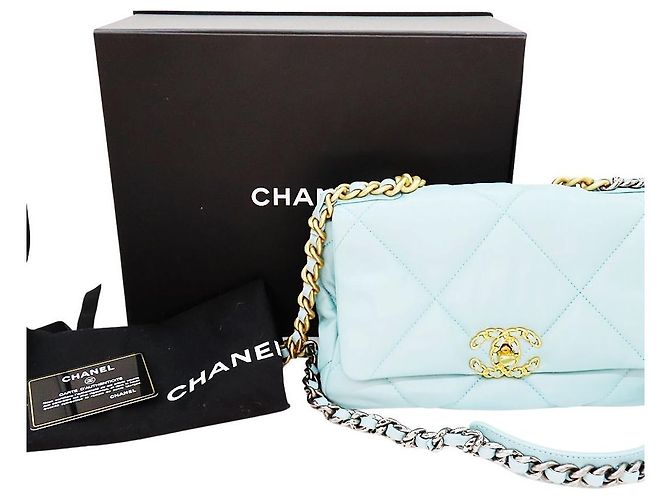 Borsa a tracolla 2way Chanel 19 in agnello Verde - vista 15