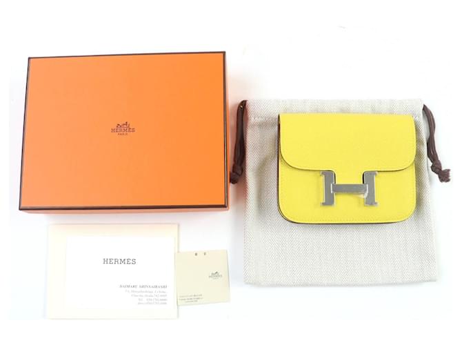 Cartera Hermès Constance Slim Epsom Amarillo - vista 2