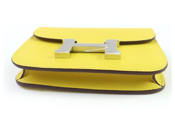 Cartera Hermès Constance Slim Epsom Amarillo - vista 4