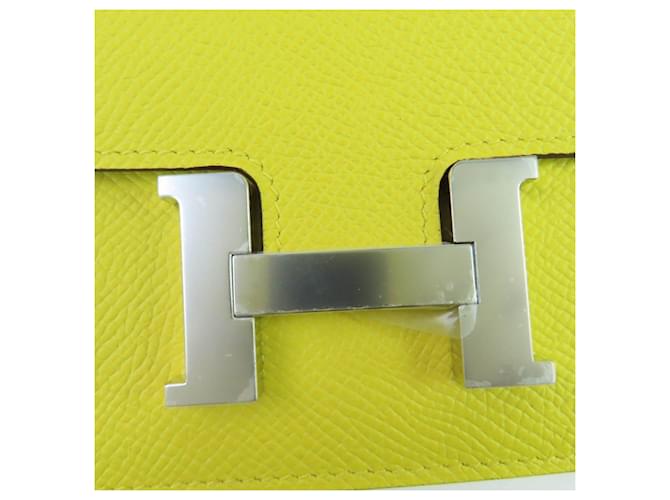 Cartera Hermès Constance Slim Epsom Amarillo - vista 9