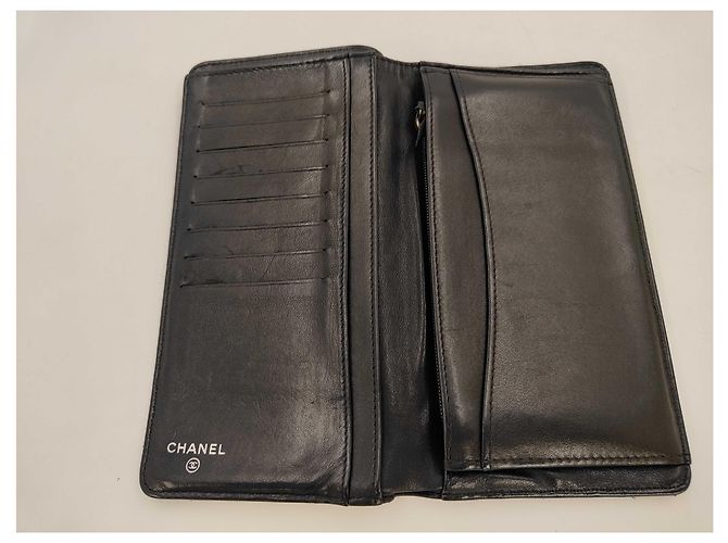 Chanel Compact Wallet Quilted Lambskin Black - view 6