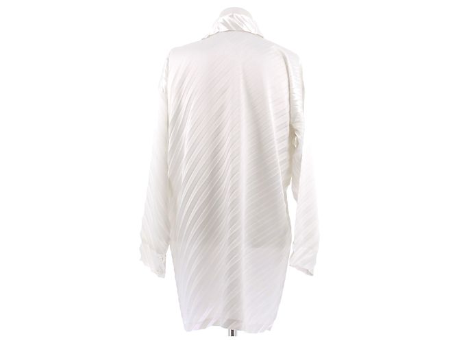 Issey Miyake Bluse weiß aus Polyester - Ansicht 2