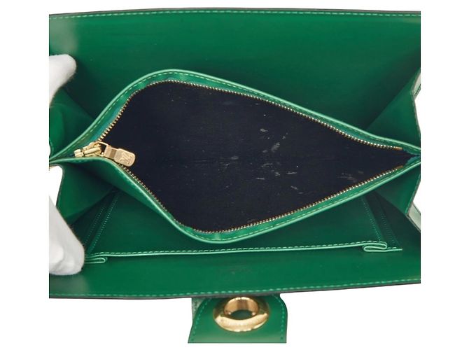 Louis Vuitton Epi Capucines Crossbody Shoulder Bag - view 10