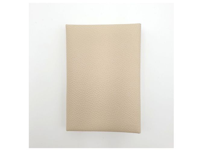 Hermès Mini Cartera Calvi Duo Compact, Epsom Calfskin, Craie Blanco Blanco roto - vista 2