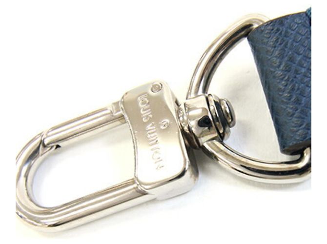 Tracolla Louis Vuitton Taiga Blue Marine Blu navy - vista 9