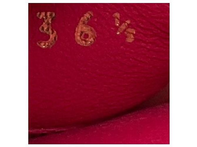 Sandales plates à plateforme en daim de veau matelassé Chanel Rose / Rouge / Logo CC Doré - vue 8