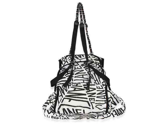 Chanel White Black Nylon Printed Coco Neige Rucksack Schwarz - Ansicht 2