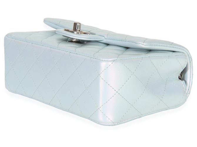 Timeless Chanel Mini Flap Rectangular en piel de cabra acolchada azul iridiscente - vista 6
