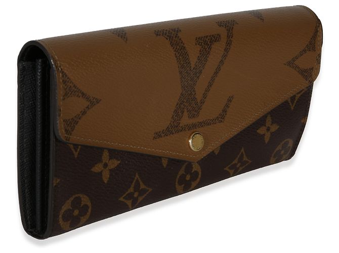 Portafoglio Sarah in Monogram Giant Reverse di Louis Vuitton Marrone - vista 4