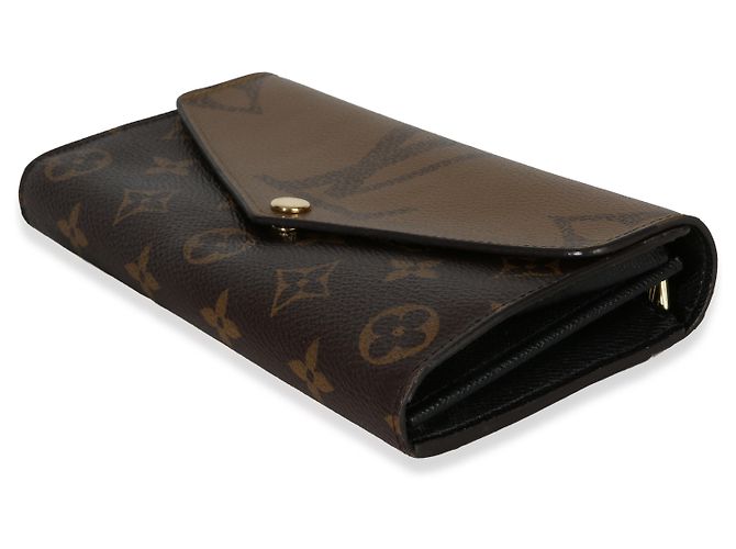 Portafoglio Sarah in Monogram Giant Reverse di Louis Vuitton Marrone - vista 6