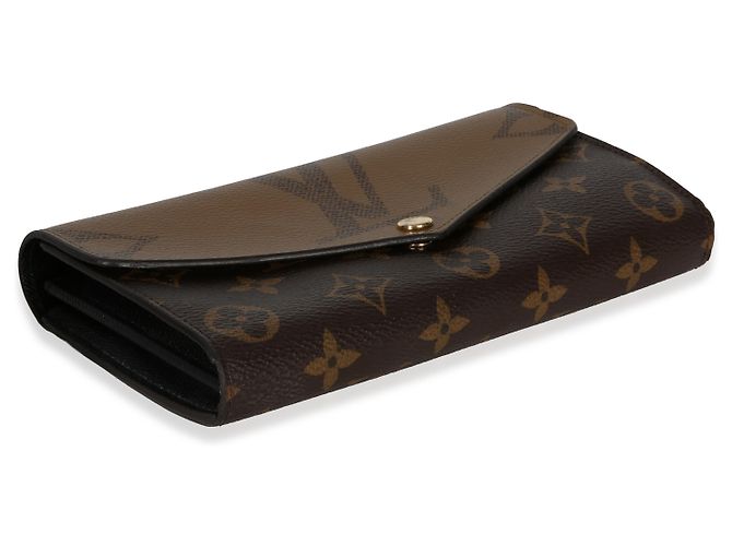 Portafoglio Sarah in Monogram Giant Reverse di Louis Vuitton Marrone - vista 7