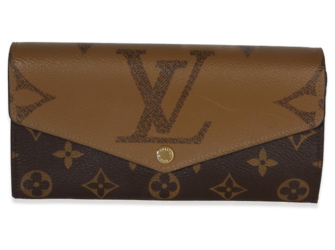 Portafoglio Sarah in Monogram Giant Reverse di Louis Vuitton Marrone - vista 8