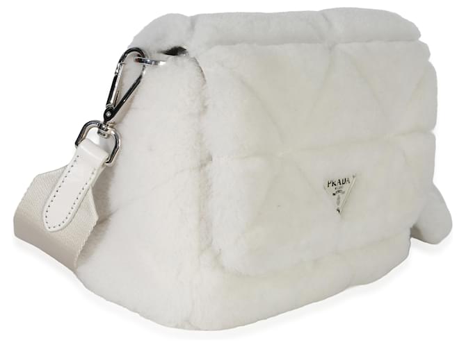 Bolsa System Flap de patchwork de shearling branco Prada - vista 3