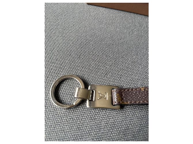 Louis Vuitton Monogramm Canvas-Schlüsselanhänger Dunkelbraun - Ansicht 2