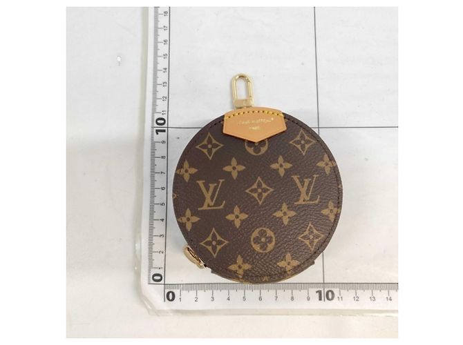 Pochette Monogram Eyeshadow Louis Vuitton Marrone - vista 2