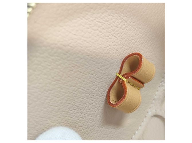 Pochette Monogram Eyeshadow Louis Vuitton Marrone - vista 9
