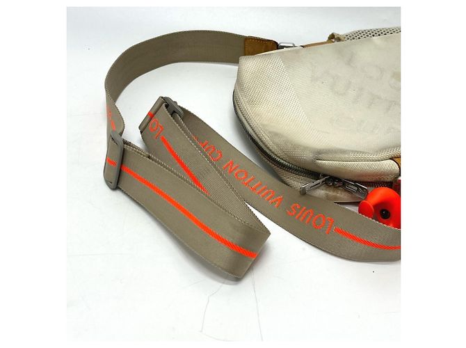 Borsa Louis Vuitton Damier Geant Louis Vuitton Cup Weatherly Bianco - vista 9