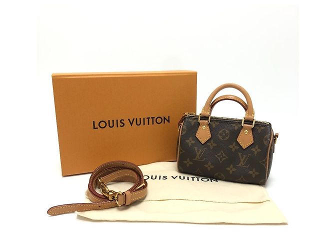 Louis Vuitton M81085 Nano Speedy 2-Way Bag Marrone - vista 17