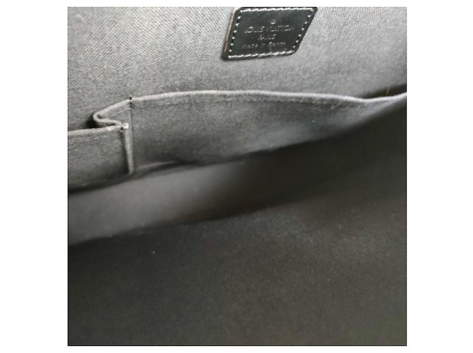 Borsa a Spalla Louis Vuitton Steve M46530 Marrone - vista 9
