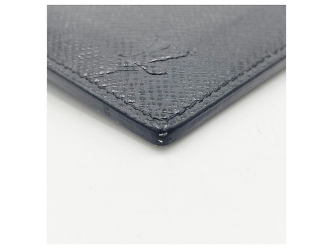 Louis Vuitton Taiga Leather Card Case Black Grey - view 4