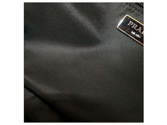 Borsa a tracolla in nylon e pelle kaki Prada Cachi - vista 7