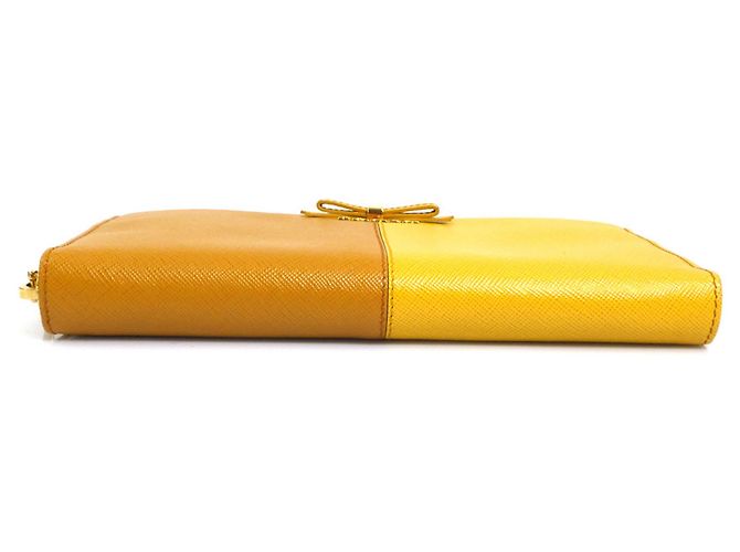 Cartera larga de cuero marrón y amarillo Prada Castaño - vista 4