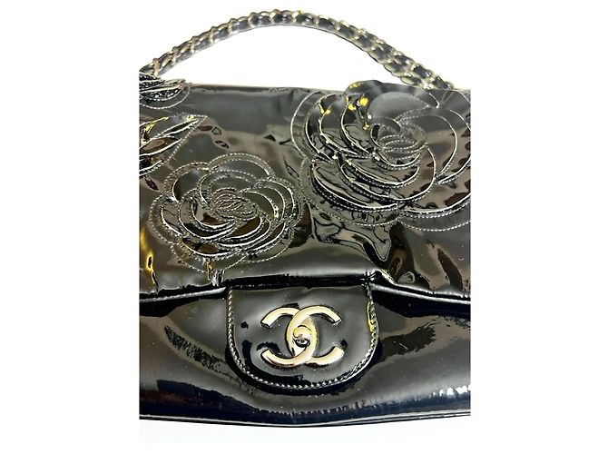 Chanel Paris-Shanghai Jumbo Camellia Petals Borsa pelle vernice nera Nero Silver hardware - vista 5