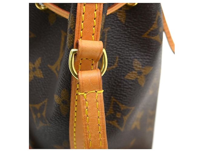Borsa Louis Vuitton Noe Monogram Canvas Nano Marrone - vista 5