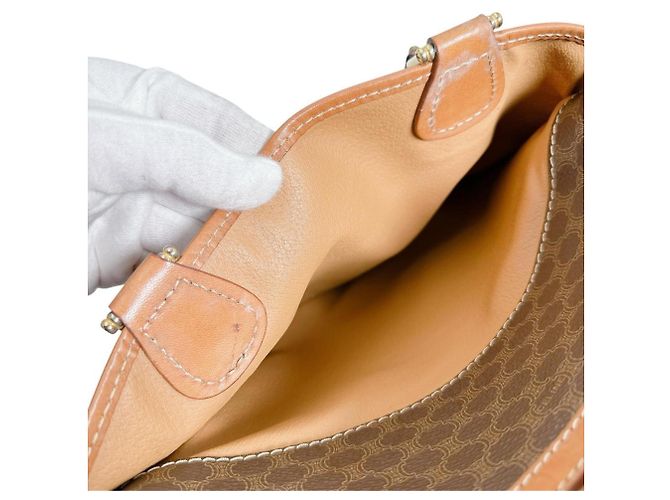 Céline Borsa in pelle marrone Celine - vista 11