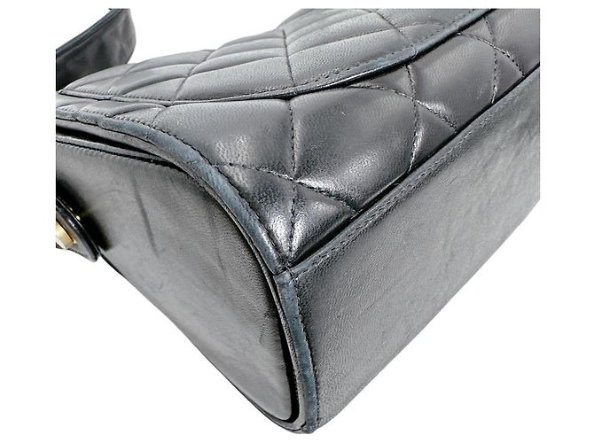 Borsa a tracolla Chanel in agnello nero - vista 9