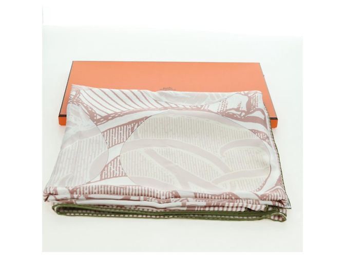 Hermès HERMES Carré 140 Sciarpa "SOITE ET POURSUITE" Seta Rosa Auth hk3779V - vista 25