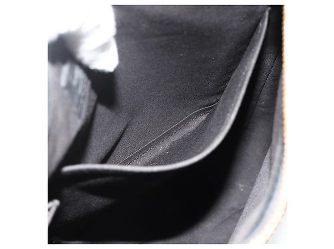 Borsa a Spalla LOUIS VUITTON Epi Mazzie Black M58972 LV Auth 179293 Nero - vista 20