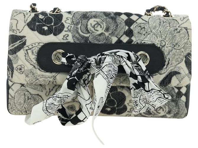 CHANEL Matelasse 25 Chain Shoulder Bag Corduroy White Gold CC Auth 178492SAM Bianco D'oro - vista 2