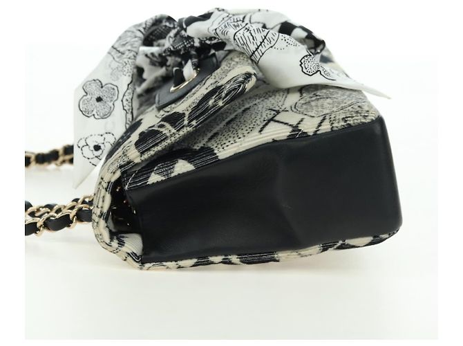 CHANEL Matelasse 25 Chain Shoulder Bag Corduroy White Gold CC Auth 178492SAM Bianco D'oro - vista 4
