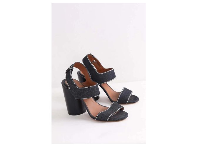 Givenchy Black heels - view 3
