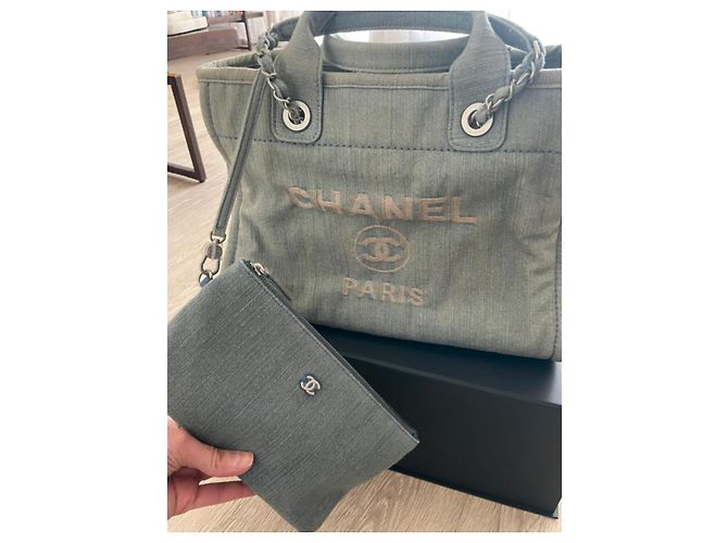 Borsa Chanel Deauville 29 Shopper in Denim Blu - vista 15