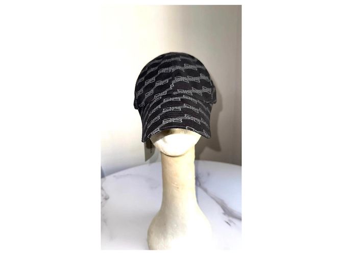Balenciaga Cappellino BB Monogram - vista 2