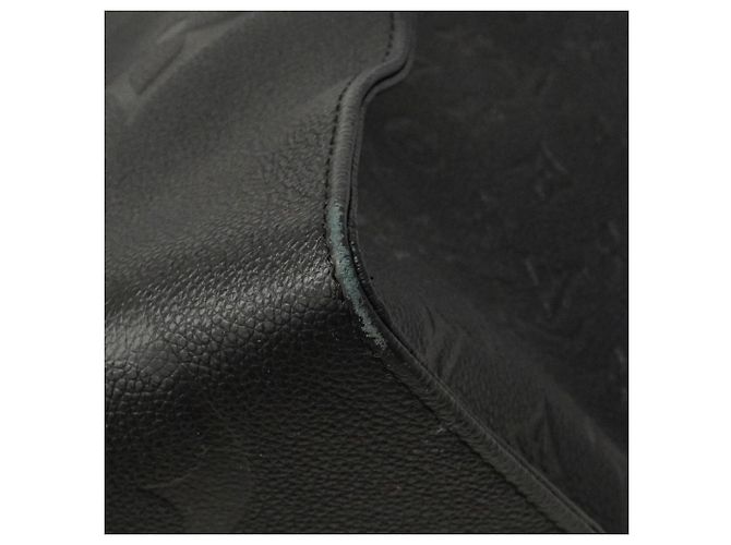 Borsa Tote Louis Vuitton Monogram Empreinte OnTheGo GM Nero - vista 6