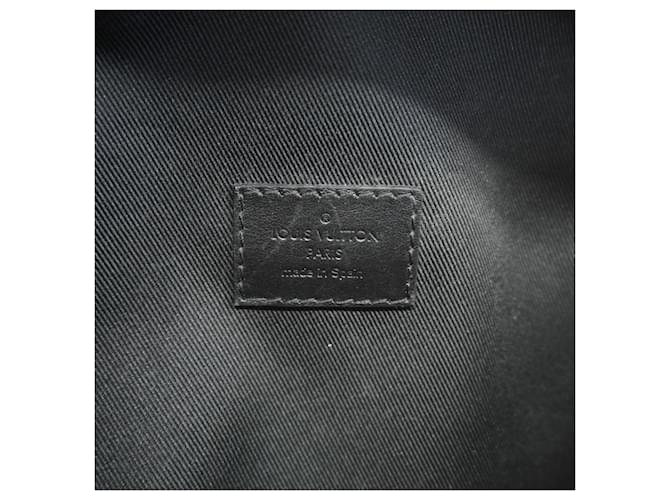 Louis Vuitton Monogram Eclipse Discovery Bumbag PM Nero - vista 5