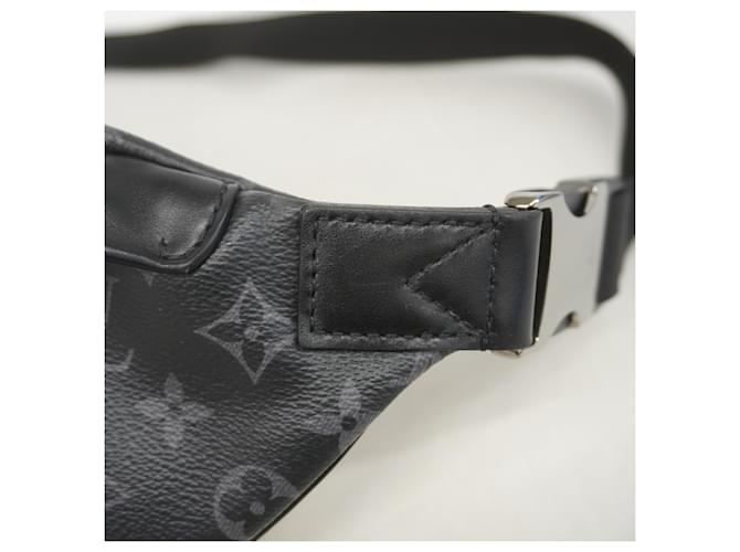 Louis Vuitton Monogram Eclipse Discovery Bumbag PM Nero - vista 9
