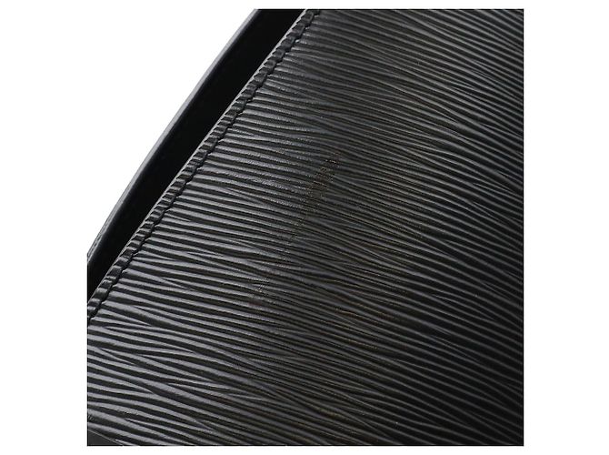 Borsa a Spalla Louis Vuitton Epi Cluny Nero - vista 5