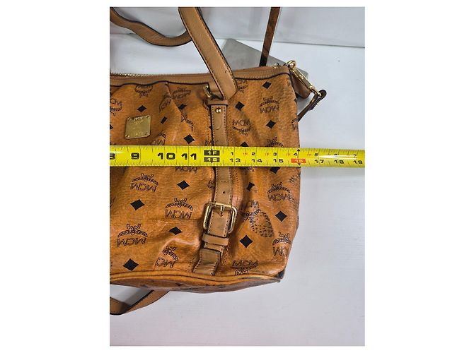 MCM Visetos Borsa Tote con Charm Orsetto Marrone - vista 11