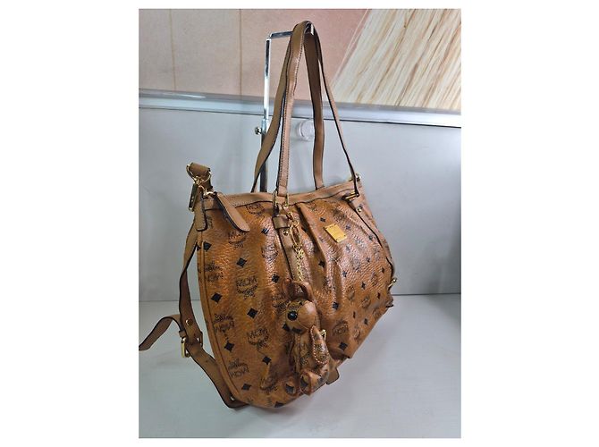 MCM Visetos Borsa Tote con Charm Orsetto Marrone - vista 2