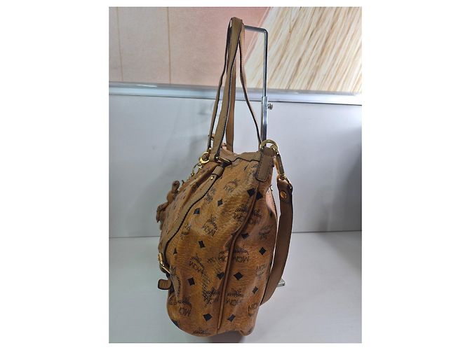 MCM Visetos Borsa Tote con Charm Orsetto Marrone - vista 3