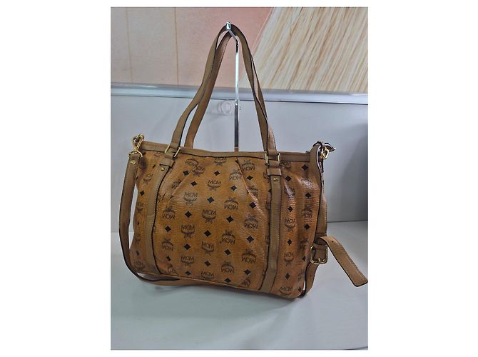 MCM Visetos Borsa Tote con Charm Orsetto Marrone - vista 4